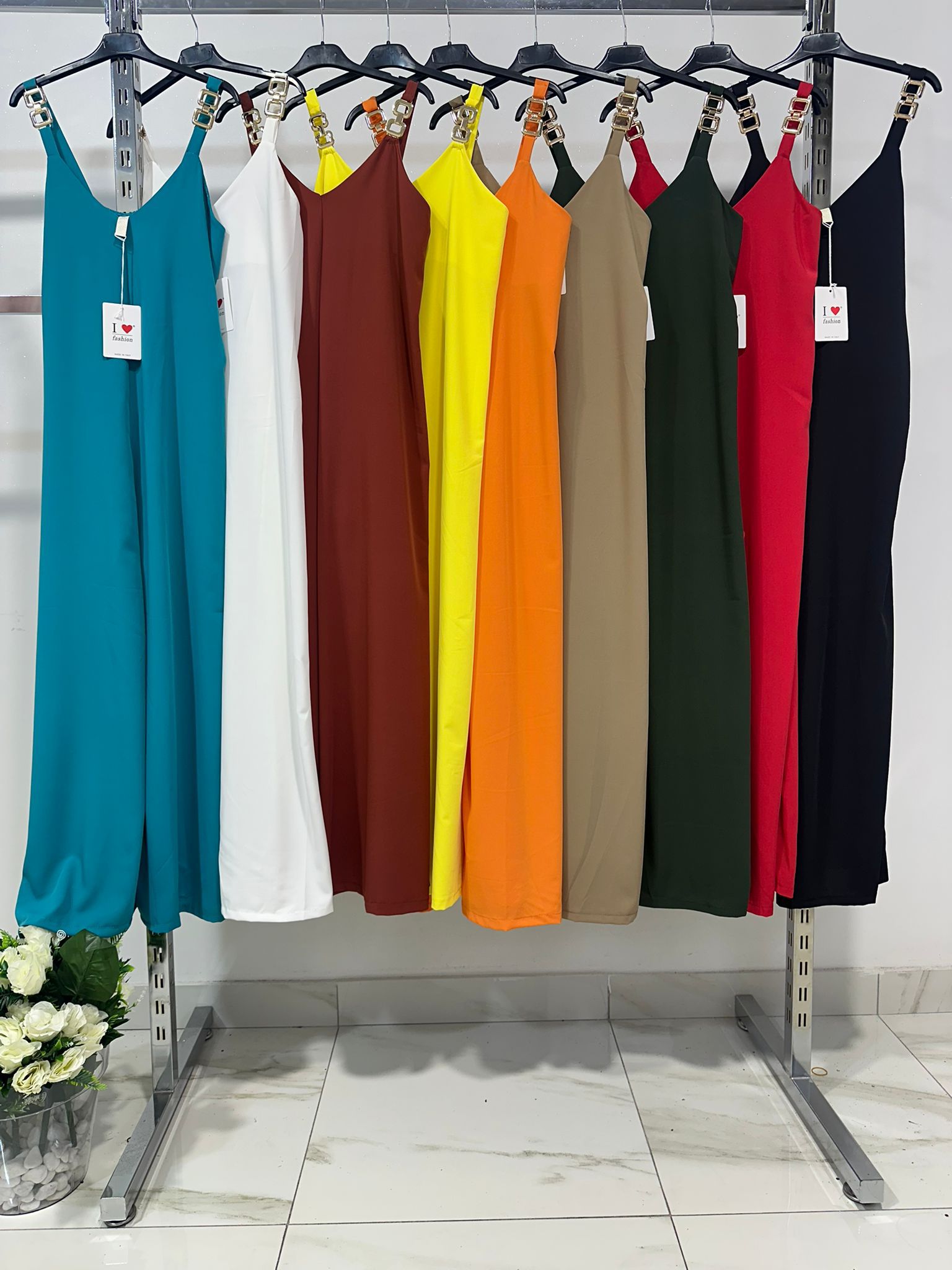 Tuta jolly ( 9 colori Disponibili )