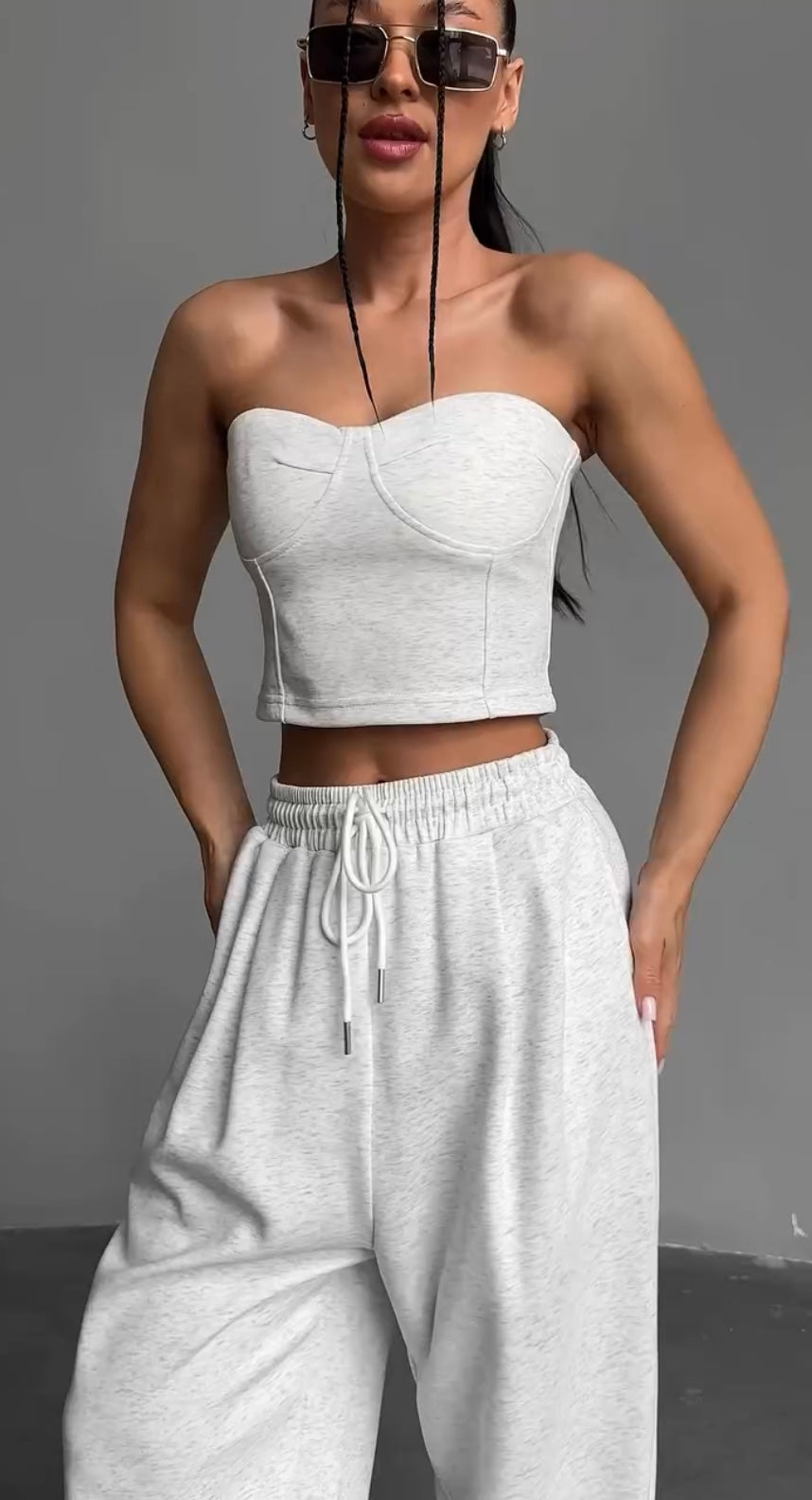 Coordinato Three”Pantalone Bustier e Giacca 10 colori disponibili