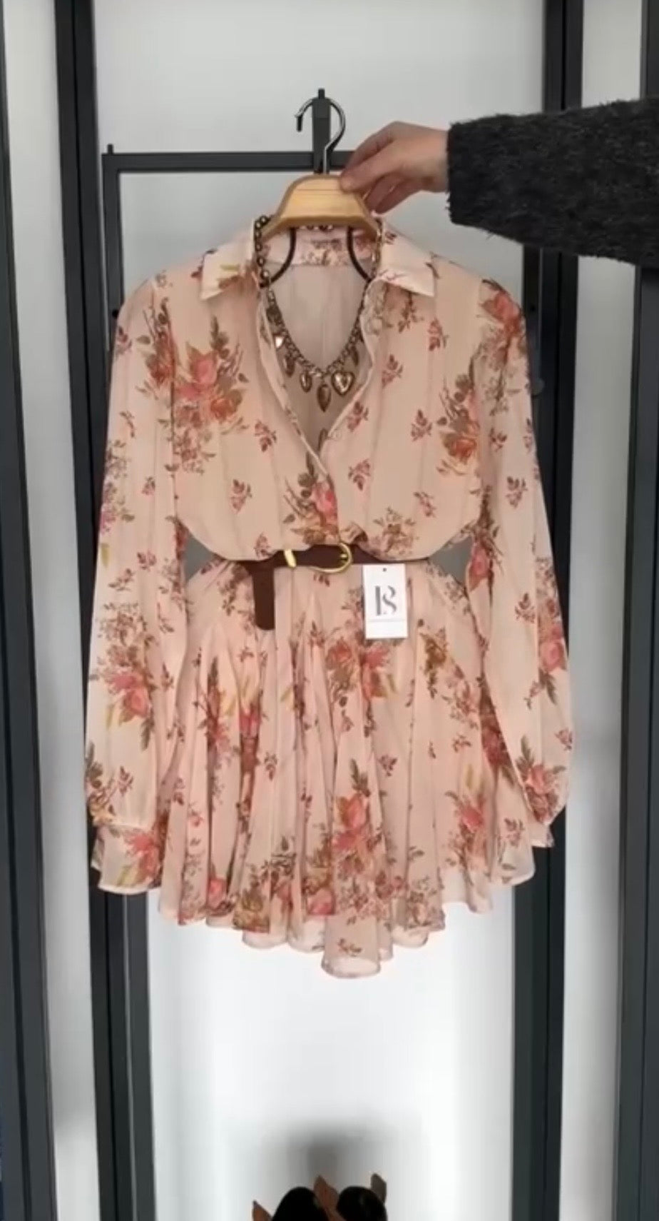 Abito Fantasy ‘ Cintura In Omaggio ‘