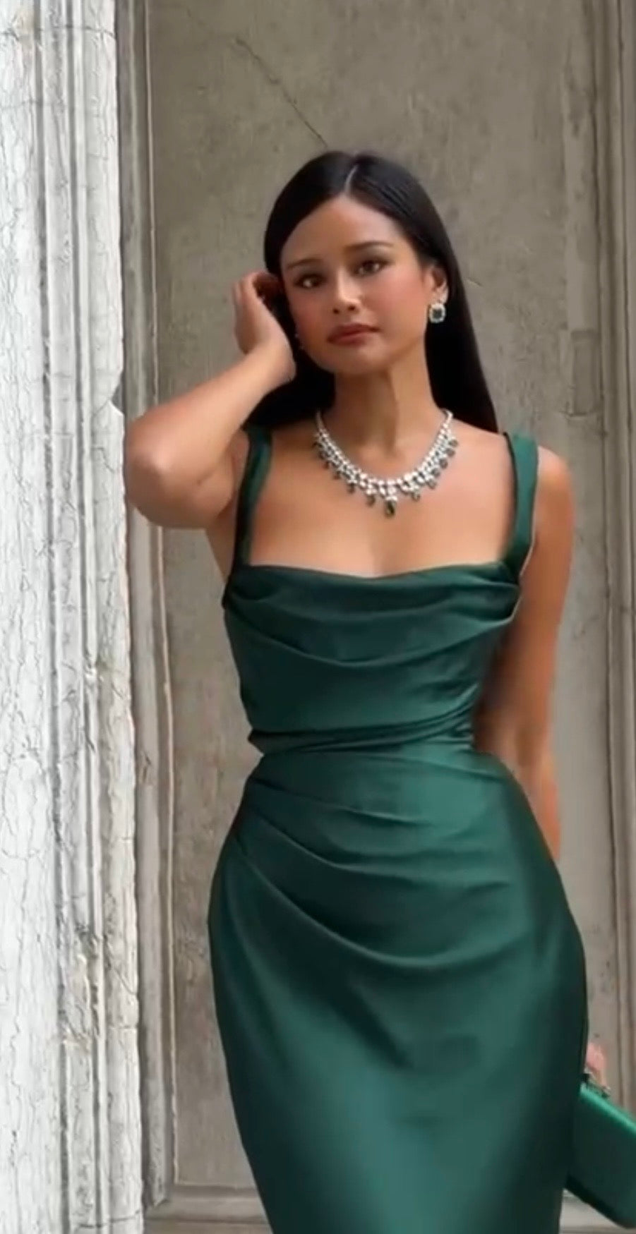 Abito Darya