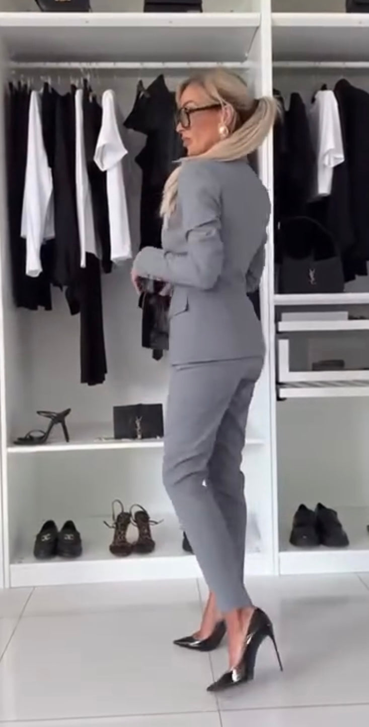 Tailleur Hana