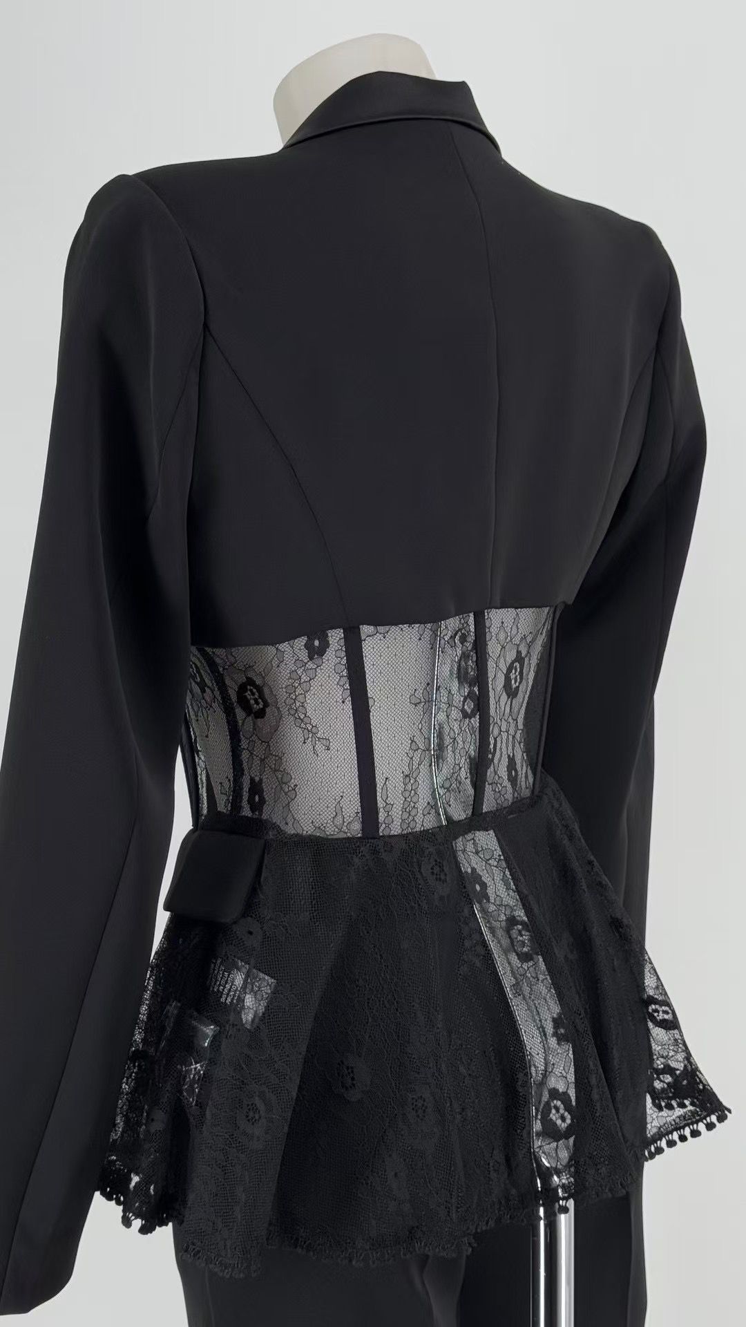 Tailleur Pizzo